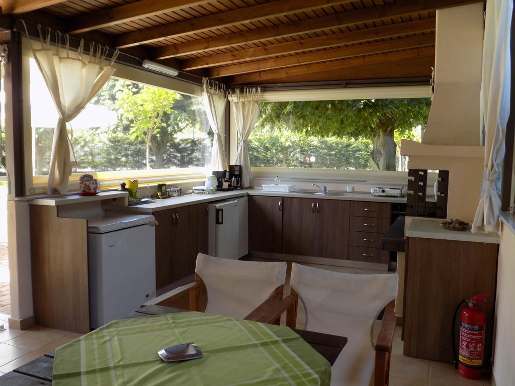 Alisachni Apartamento Paralia Panteleimonos Exterior foto